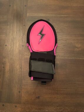 Youth Bruce Bolt Sliding Glove - Black/Hot Pink - Premium Pro- Protective Series